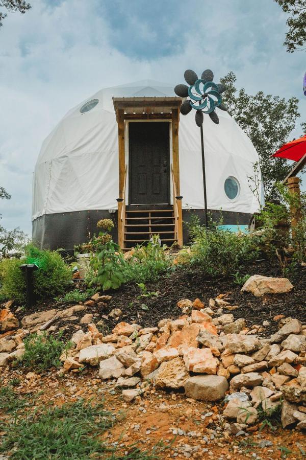 Waterfront Luxury Glamping Dome Hotel Rogersville Ngoại thất bức ảnh