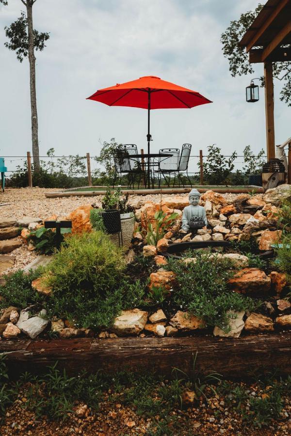 Waterfront Luxury Glamping Dome Hotel Rogersville Ngoại thất bức ảnh