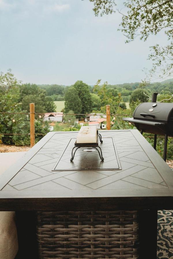 Waterfront Luxury Glamping Dome Hotel Rogersville Ngoại thất bức ảnh