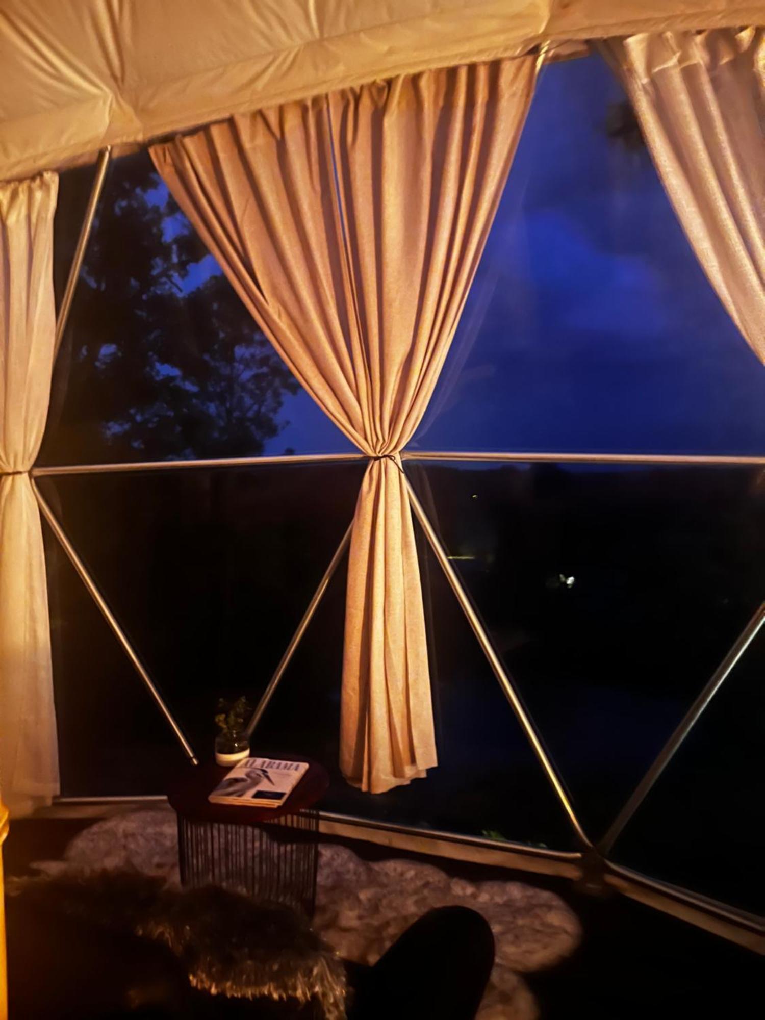 Waterfront Luxury Glamping Dome Hotel Rogersville Ngoại thất bức ảnh
