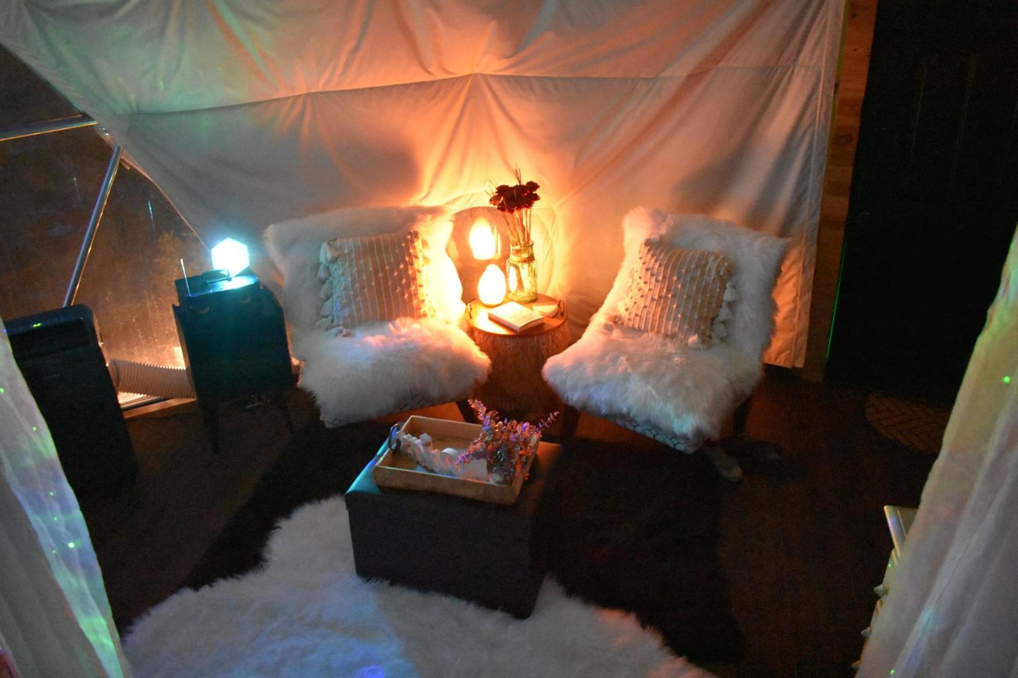 Waterfront Luxury Glamping Dome Hotel Rogersville Ngoại thất bức ảnh